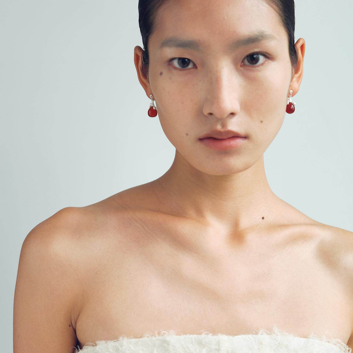 OLIO E ACETO油醋汁 · 新年纯银红玛瑙圆球耳环 新年礼物,淘宝优惠券,粉丝福利购,淘宝优惠卷