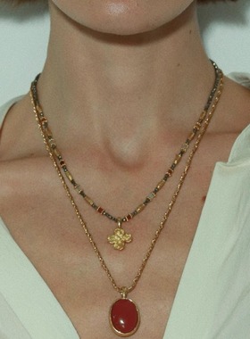 金色四叶草吊坠串珠项链