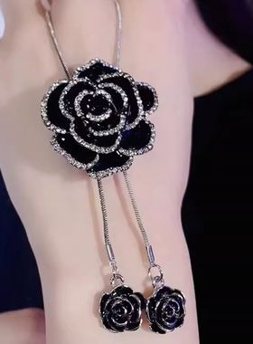 2023年新款潮长版玫瑰花毛衣炼女秋冬时尚网红同款高端配饰项链