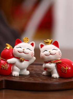 直销新款创意新款树脂工艺品可爱猫咪家居摆件汽车中控台装饰手工