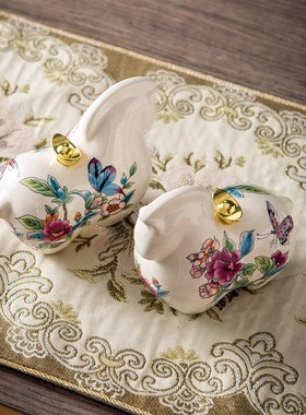 马上有钱青花陶瓷桌面客厅摆件新中式创意电视柜办公装饰乔迁礼品