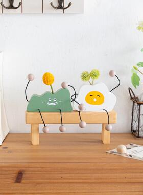 直销新款斯依 可爱桌面电视柜小摆件吊脚娃娃办公室日式置物架家