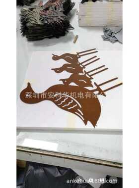 新款直销新款金属花园装饰铁艺鸭鸡一家亲草地园林装饰品创意镂空