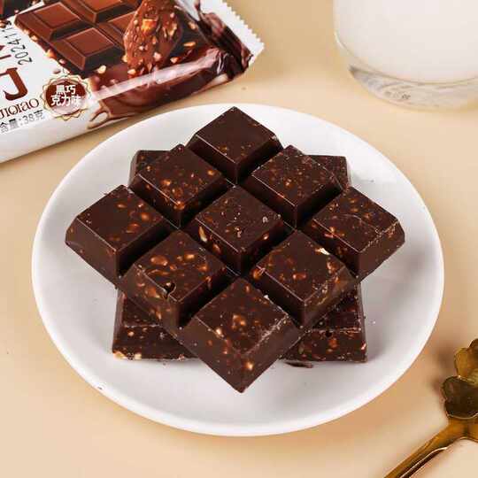 Lingguang Western Restaurant ореховые хрустящие заменители какао-масла со вкусом молока со вкусом темного шоколада праздничный подарок повседневные закуски