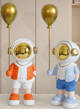 新款直销创意太空人宇航员桌面装饰品摆件办公室酒柜软装客厅玄关