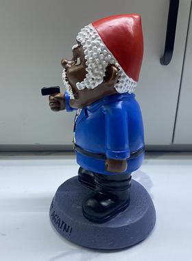 直销新款跨境侏儒拿枪装饰品庭院户外摆件花园精灵侏儒不许动设计