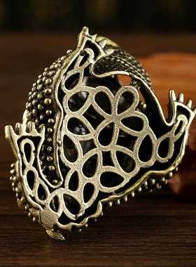 直销新款黄铜镂空三足金蟾招财客厅书房办公室摆件创意工艺品咬钱