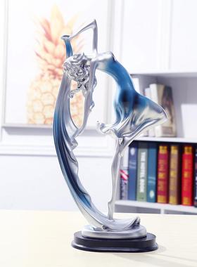 直销新款创意跳舞女孩摆件优雅舞女人物摆设客厅酒柜装饰品家居工