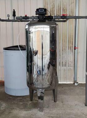 河南全自动软化水设备树脂软水器不锈钢过滤器10吨锅炉软化水设备