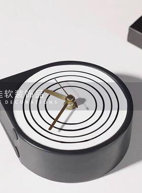 极简北欧轻奢客厅茶几钟表摆件现代创意样板间儿童书房时钟装饰品