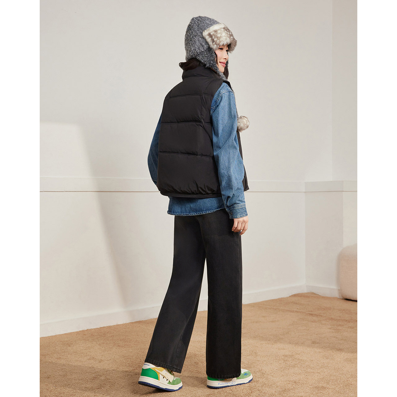 IEF/爱依服【小个子专属】2025秋冬黑色外穿马甲时尚百搭短棉外套,淘宝优惠券,粉丝福利购,淘宝优惠卷