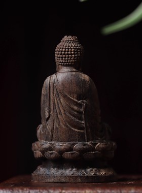 沉香木雕莲花坐像大日如来佛祖