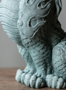 青砂石茶宠摆件中式国潮逗兽记桌面装饰办公室摆件鱼缸造景