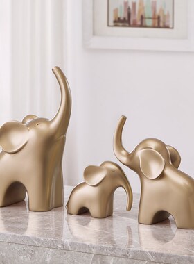 热销简约现代轻奢客厅酒柜电视柜家居饰品奶油风大象招财摆件一家