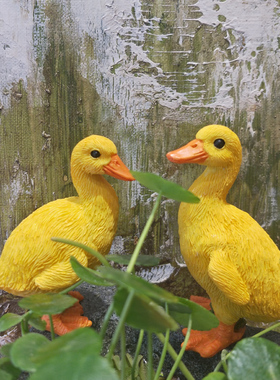 创意情侣小黄鸭摆件m户外花园庭院桌面假山鱼池动物装饰工艺品送