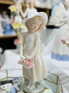 欧式家居装饰品摆件客厅酒柜饰品摆F设现代房间西洋女陶瓷工艺品