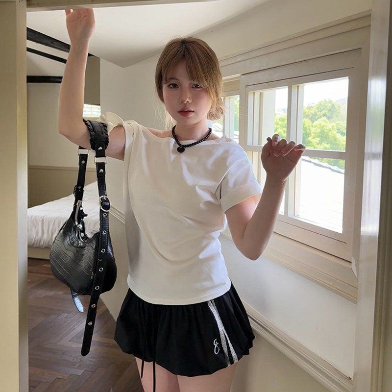 300斤胖mm大码美式设计感褶皱斜肩宽松高腰显瘦短袖T恤女露肩上衣,淘宝优惠券,粉丝福利购,淘宝优惠卷