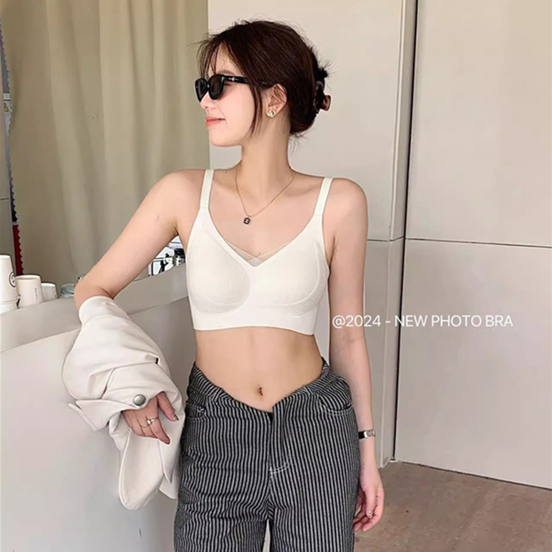 秋冬无痕内衣大胸显小收副乳防下垂全罩杯无钢圈大码A