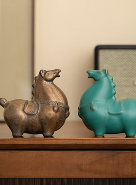 陶瓷唐马摆件小号招财客厅玄关酒柜桌面装饰品办公桌生肖马摆设