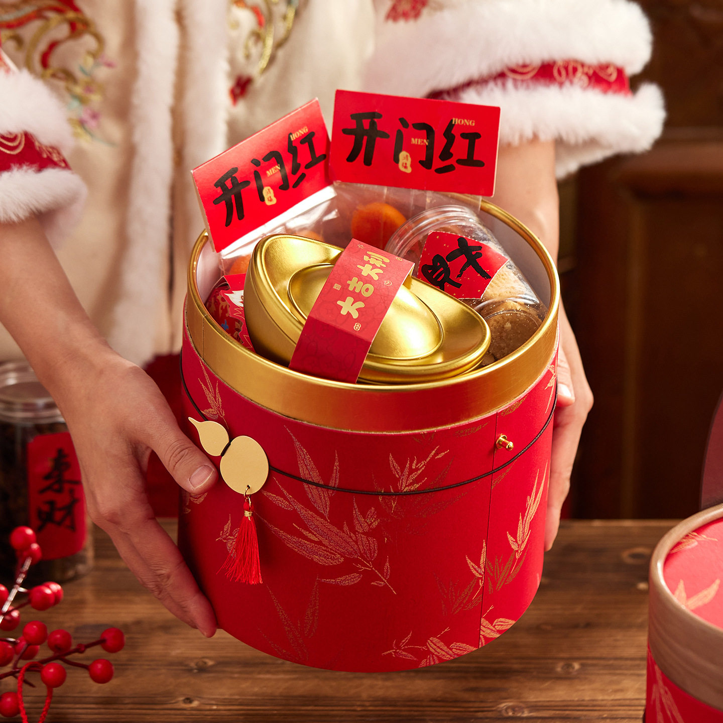 2026新年春节年货礼盒高端手提盒空盒马年高级感国风新年抱抱桶,淘宝优惠券,粉丝福利购,淘宝优惠卷