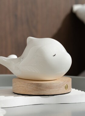 中秋节海豚小夜灯摆件可爱白瓷卧室宿舍睡眠灯婴儿喂奶床头灯充电