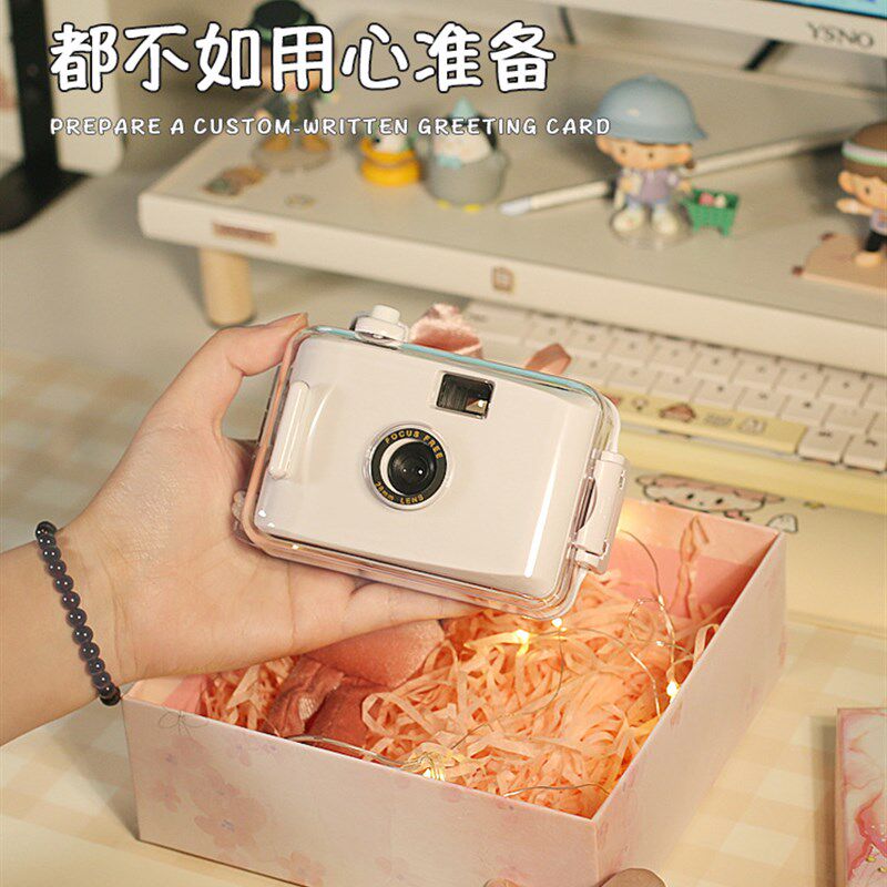 新品生日礼物毕业女生实用送女朋友闺蜜女孩走心感V相W机七夕情人