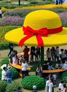 巨型草帽网红打卡地工艺品油菜花田藤编草帽户外大型景观帽子造型