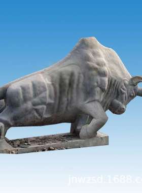曲阳大型牛石雕图片 景区装饰石头牛雕刻厂 石质开荒牛价格