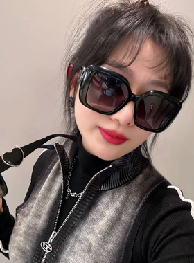 小香墨镜女黑色防紫外线凹造型街拍复古风显瘦辣妹高级感太阳眼镜