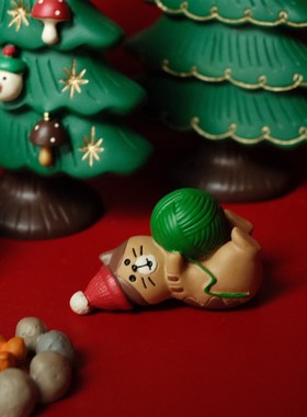 小小可爱圣诞树主题场景小羊小猫雪人桌面装饰圣诞节公仔治愈礼物