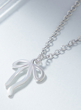 简约蝴蝶结甜美项链高级锁骨链子