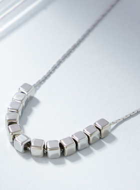 多颗小方块项链女冷淡风高级感