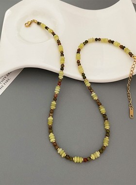 新款森系绿色复古天然石串珠项链小众轻奢时尚百搭气质叠戴锁骨链