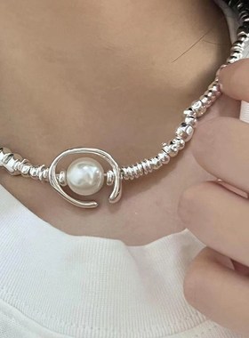 轻奢小众不规则碎银半月珍珠拼接项链西班牙潮牌高品质重工锁骨链
