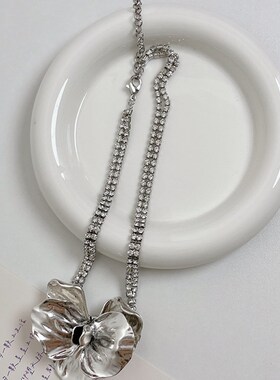 轻奢小众夸张闪钻金属花瓣项链高级感chocker个性花朵颈链锁骨链