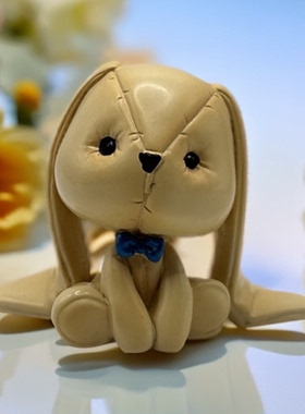 可爱兔子公仔玩具女孩结婚伴手礼家居装饰车载摆件手办生日礼品物