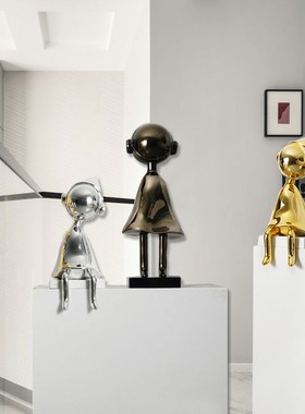 现在轻奢抽象卡通人物雕塑摆件售楼部样板房酒店前台玄关落地装饰