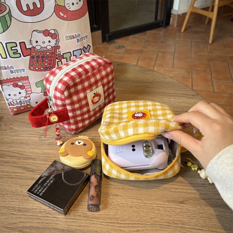 可爱kitty优质毛绒格子收纳包拍立得包正方形随身携带便捷ccd小包,淘宝优惠券,粉丝福利购,淘宝优惠卷