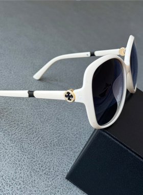 女士白色太阳镜偏光墨镜方圆街拍眼镜四叶草防晒显瘦黑色优雅女