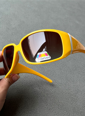 黄框偏光墨镜亮色白框茶色太阳镜偏光镜防风镜大脸宽腿男女通用