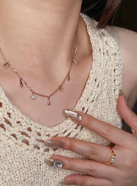 新款气质轻奢ins风水滴流苏项链