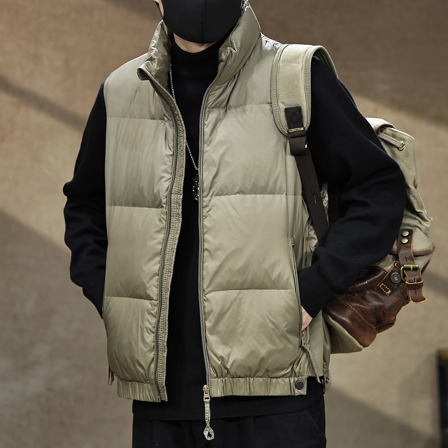 羽绒服马甲男款2025冬季新款轻薄保暖90鸭绒男士潮流外套秋冬大码,淘宝优惠券,粉丝福利购,淘宝优惠卷