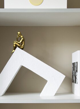 现代轻奢几何图形抽象人物客厅电视柜架陈列摆件样板间装饰品搭配