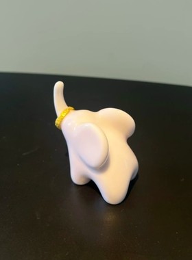 戒指架小象置物架装饰洗手间洗漱台放戒指的摆件首饰收纳托架浴室