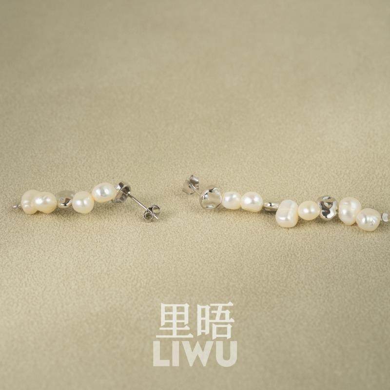 里晤S925纯银天然淡水珍珠不对称纹理耳钉节日送女友生日礼物,淘宝优惠券,粉丝福利购,淘宝优惠卷