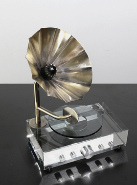 简约现代样板间卧室飘窗组