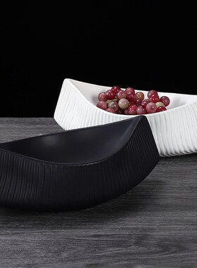 现代简约创意g陶瓷不规则多孔花器船型果盘样板房家居桌面茶几软