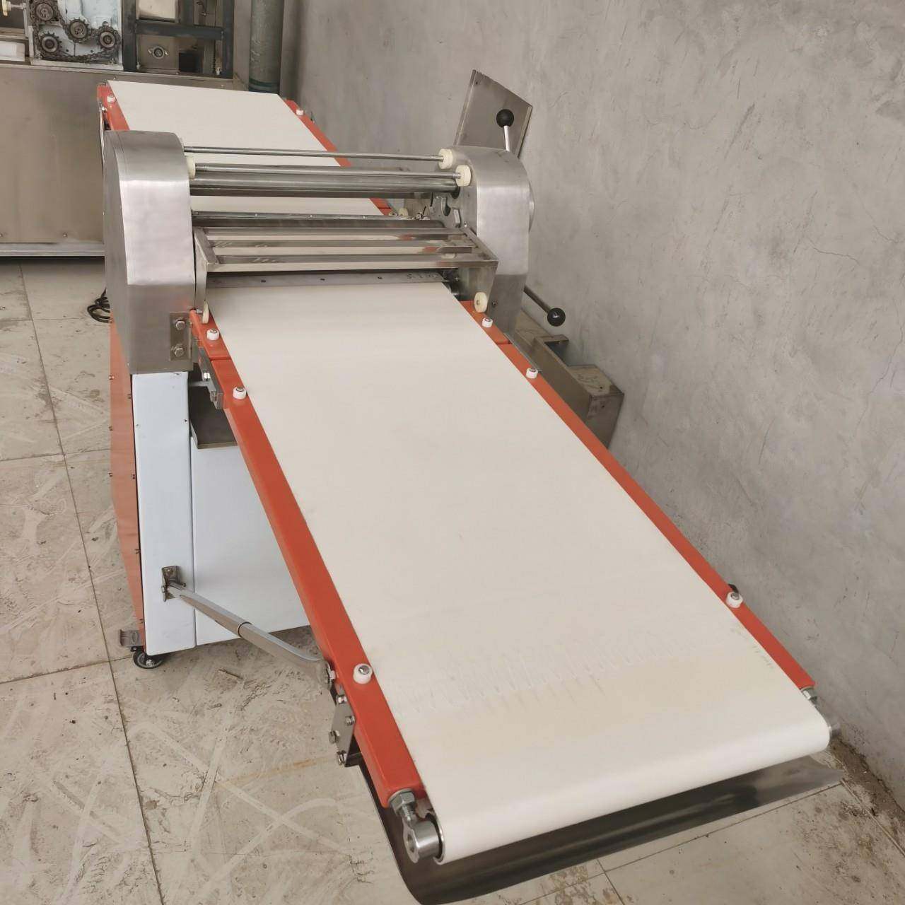 商用压面起酥机自动撒粉卷面开酥机重复压面起酥机不锈钢起酥机,淘宝优惠券,粉丝福利购,淘宝优惠卷