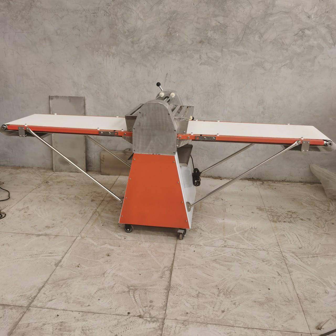 商用压面起酥机自动撒粉卷面开酥机重复压面起酥机不锈钢起酥机,淘宝优惠券,粉丝福利购,淘宝优惠卷