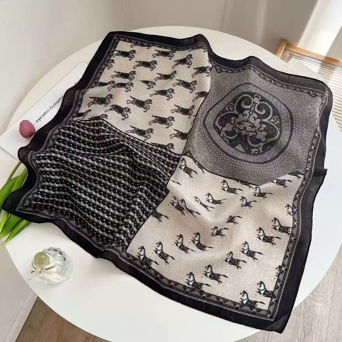 秋冬季保暖氧气百搭小丝巾女款爆款2025新款搭配衣服披肩方巾围巾 - 图3